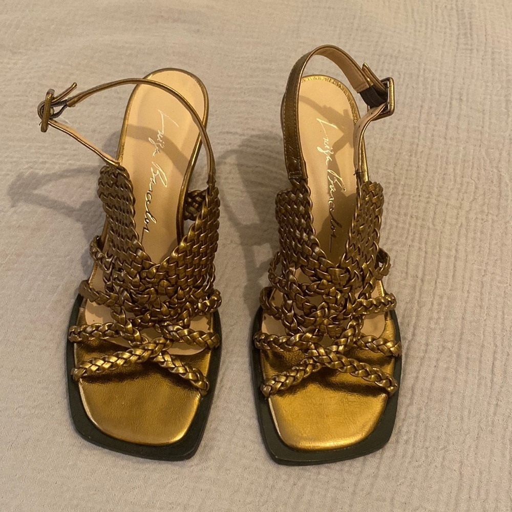 Luisa Barcelos metallic gold sandals. Size 9B